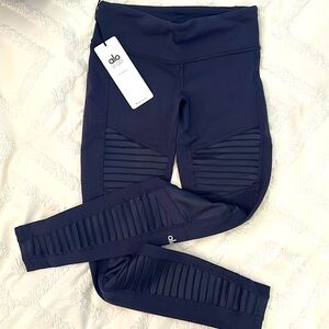 Size small ALO moto leggings